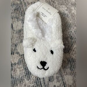 NWT - Vera Bradley - Cozy Life Slippers Beary Merry - Size Small